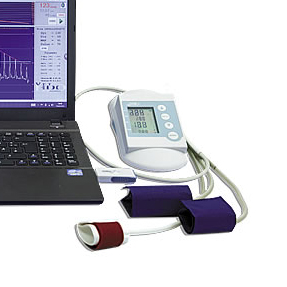 Tierärztin_Jutta_Hofmann_Tierarzt_Dormagen_Zons_Blutdruckmessung